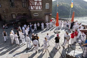 praktisches karate burg web 1680px